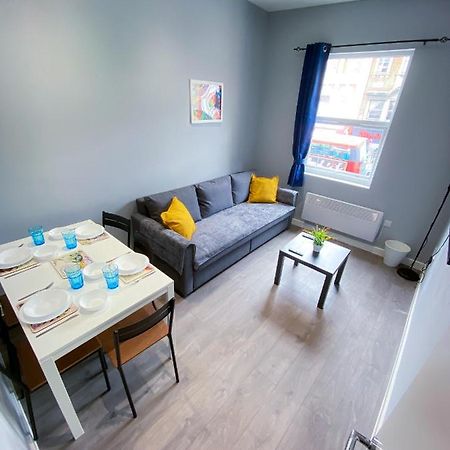 Stylish 1 Bedroom Flat In Wood Green Londres Exterior foto