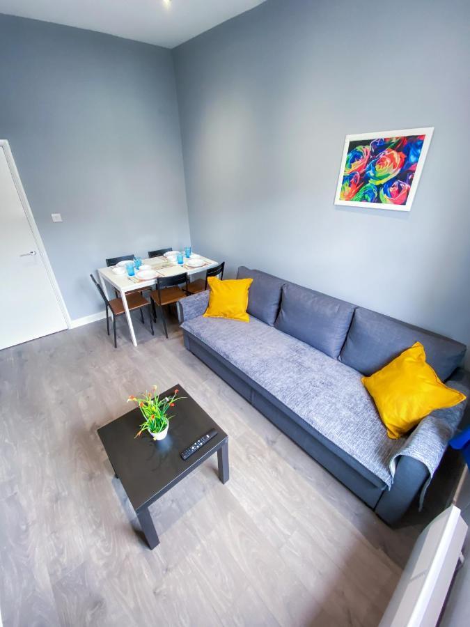 Stylish 1 Bedroom Flat In Wood Green Londres Exterior foto