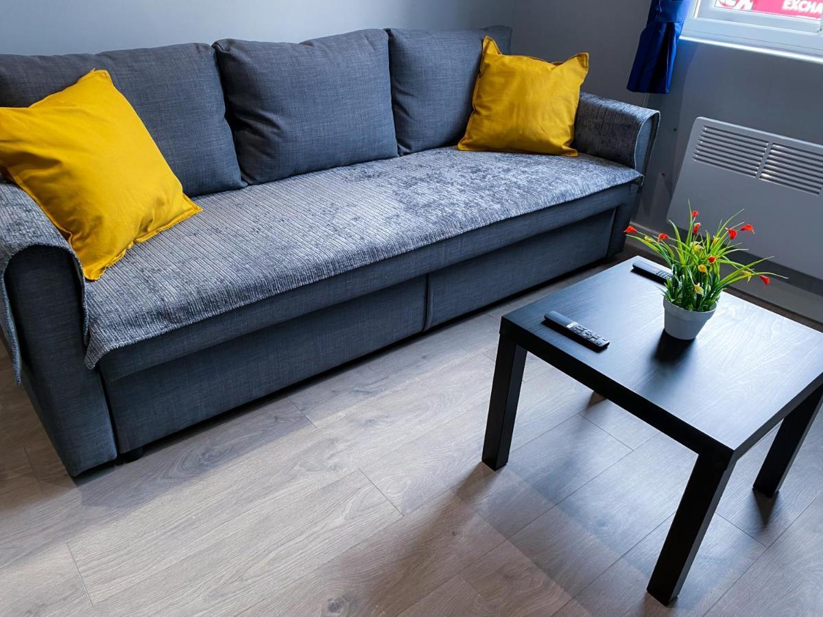 Stylish 1 Bedroom Flat In Wood Green Londres Exterior foto
